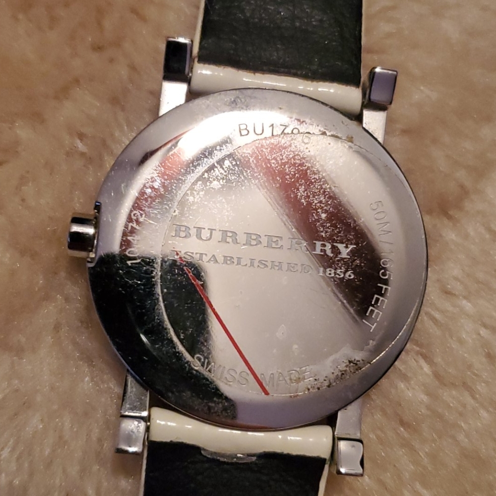 Burberry womans watch - Picture 2 of 3